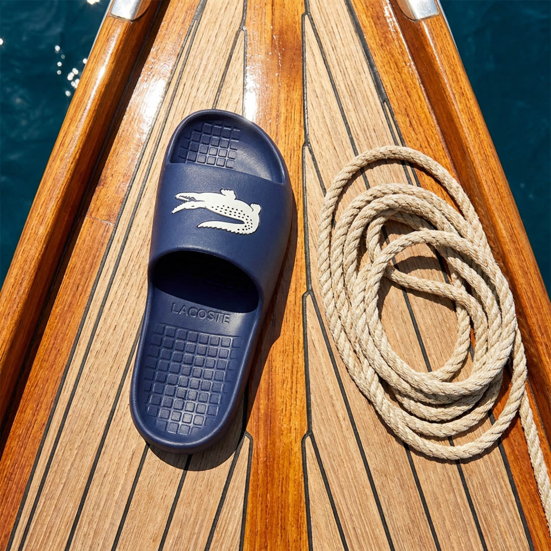 Claquettes Lacoste Serve Slide tk
