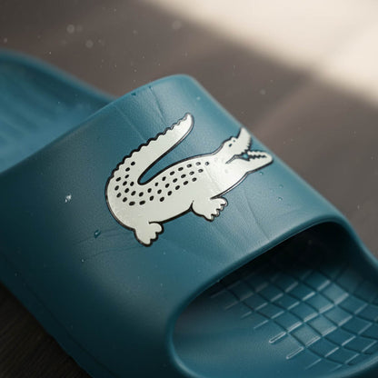 Claquettes Lacoste Serve Slide tk